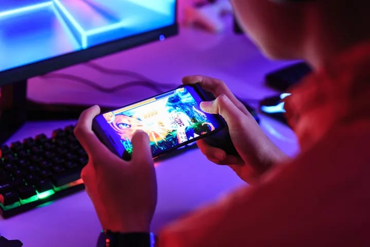 Effects Of Mobile Gaming: Here Are 5 Major Diseases Caused By Playing Mobile Games